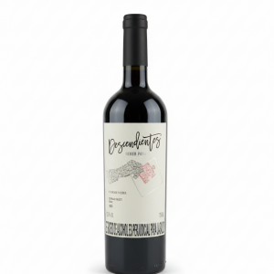 freepik__create-a-clean-ecommerce-style-studio-photograph-o__58070